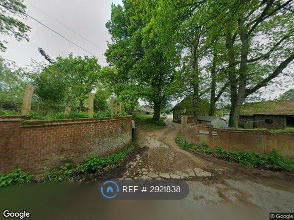 Property photo 2 of 8