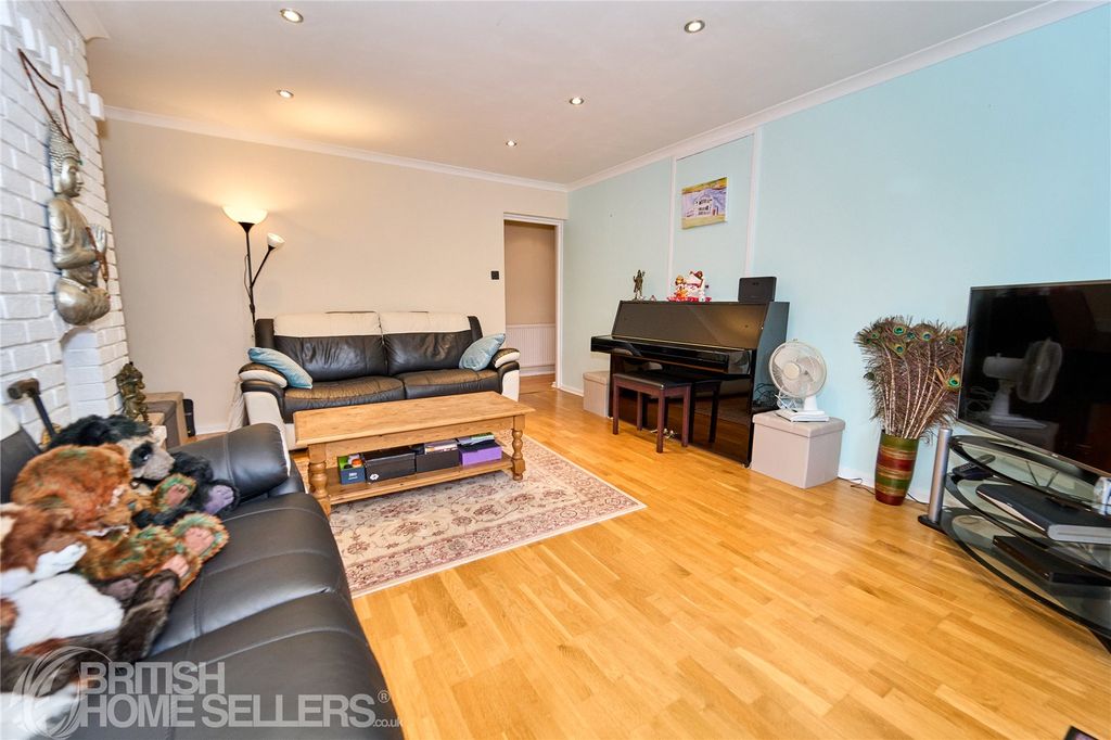 Property photo 3 of 14 Picture No. 07