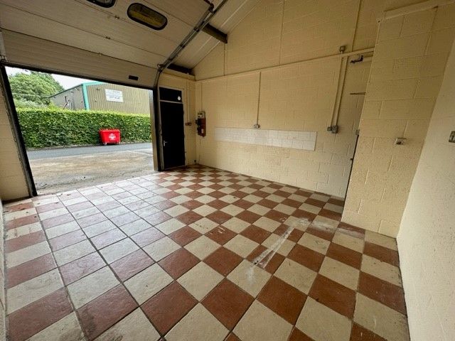 Property photo 2 of 4
