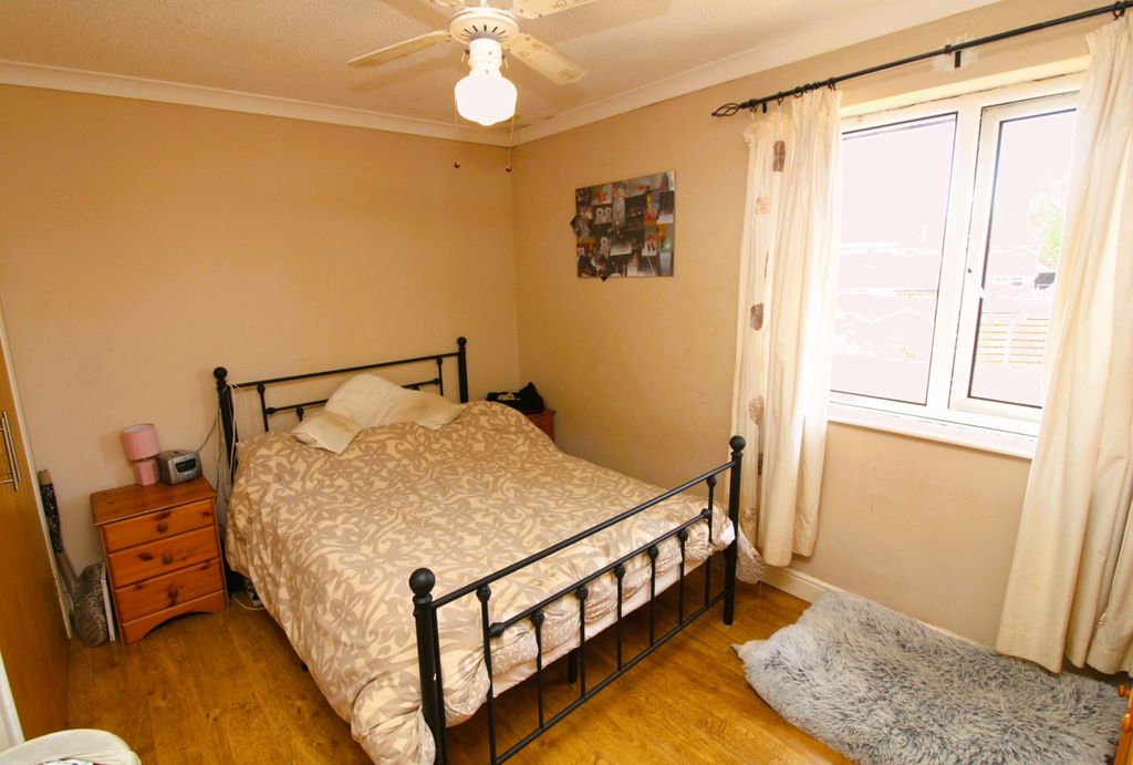 Property photo 2 of 21 Img_5663