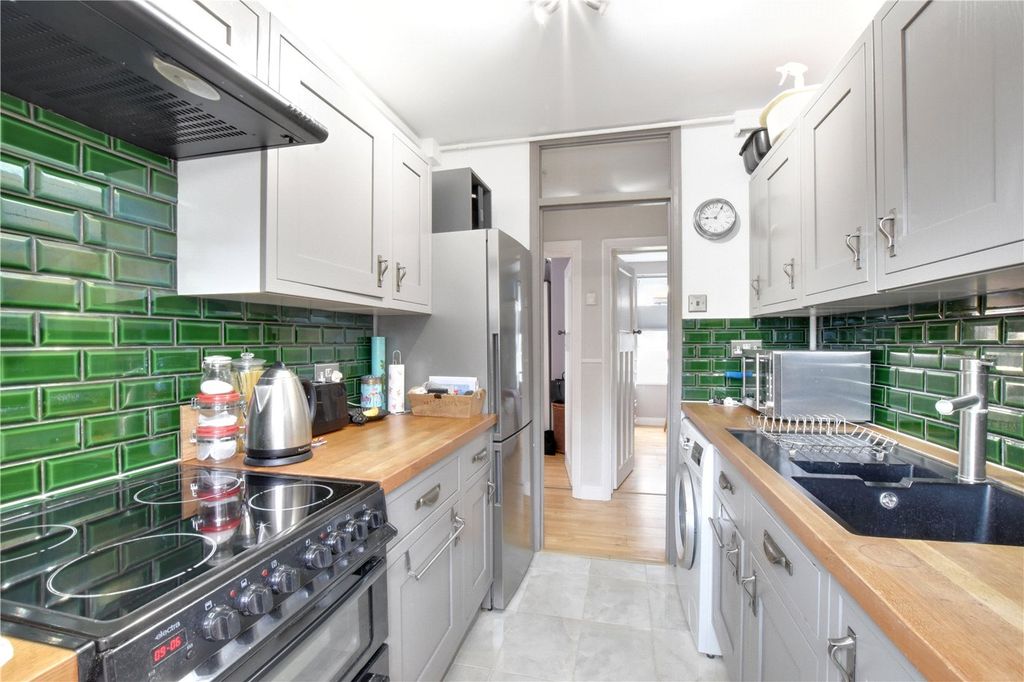 Property photo 3 of 11 Picture No. 05