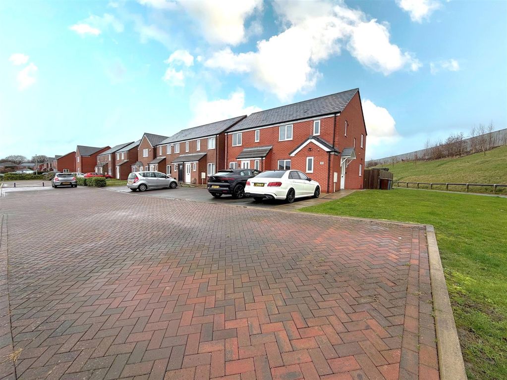 Property photo 3 of 24 A.Jpg