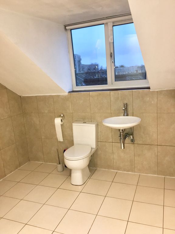 Property photo 3 of 4