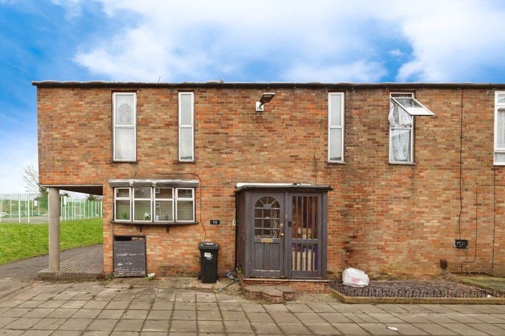 Property photo 1 of 16 Photography