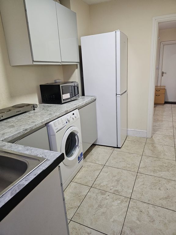 Property photo 2 of 4