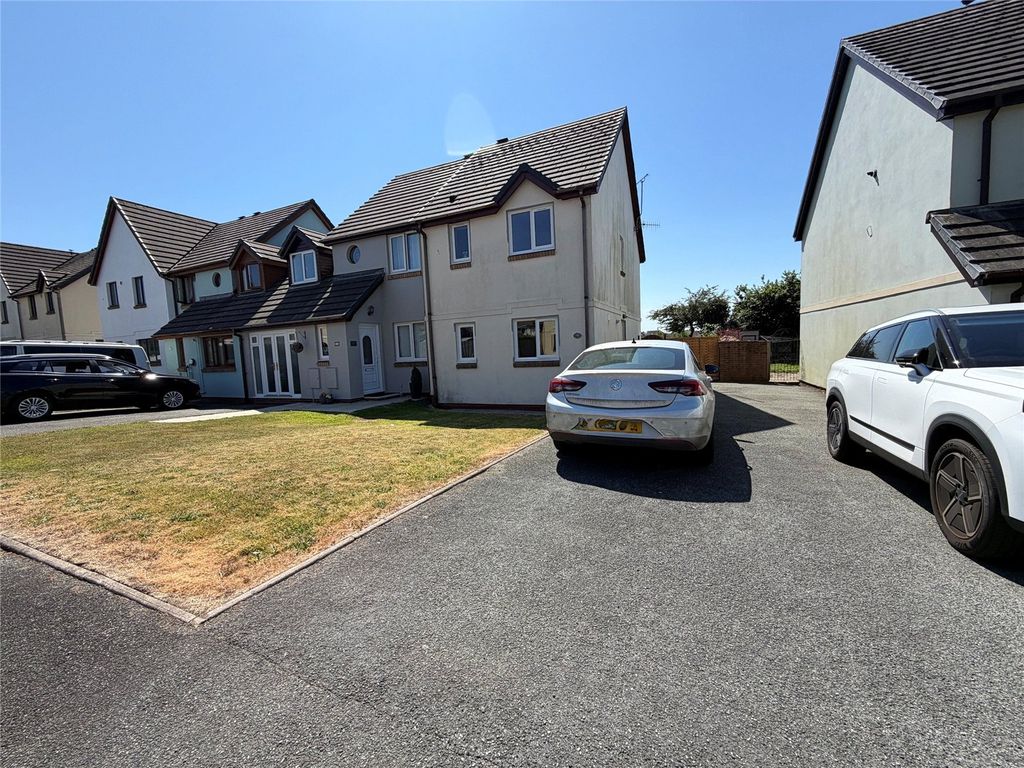 Property photo 1 of 15 Picture No. 02