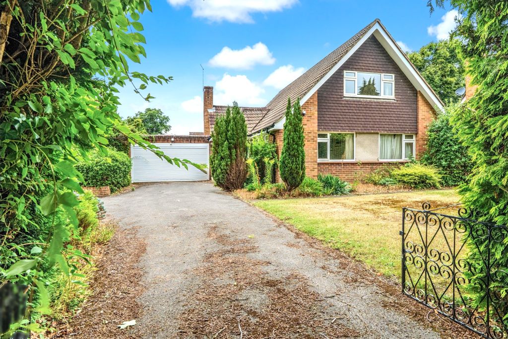 Property photo 1 of 14