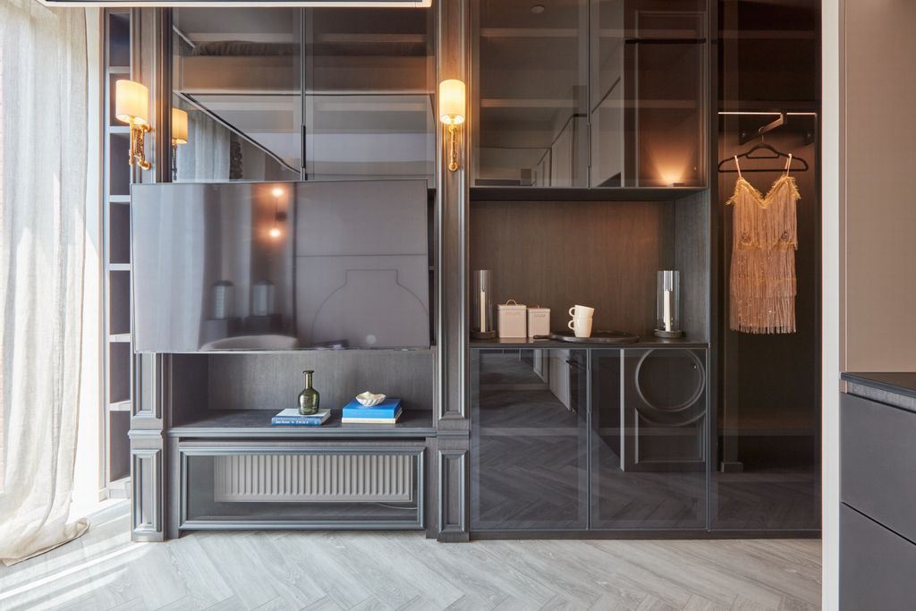 Property photo 1 of 15 Photo 8