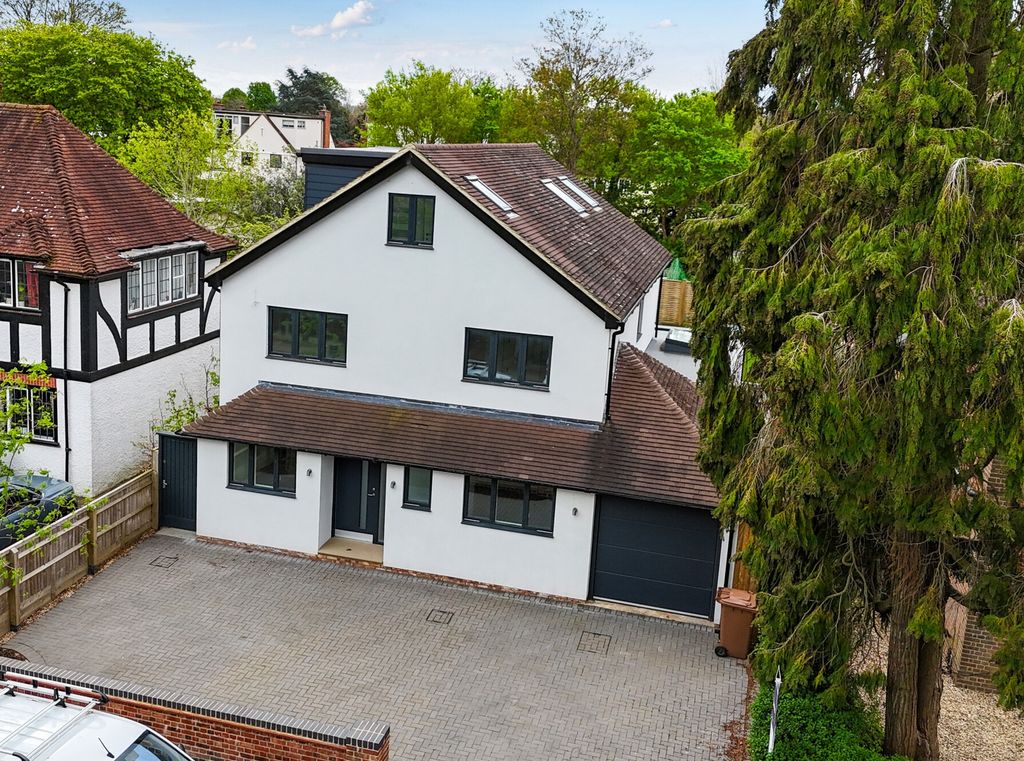 Property photo 1 of 21