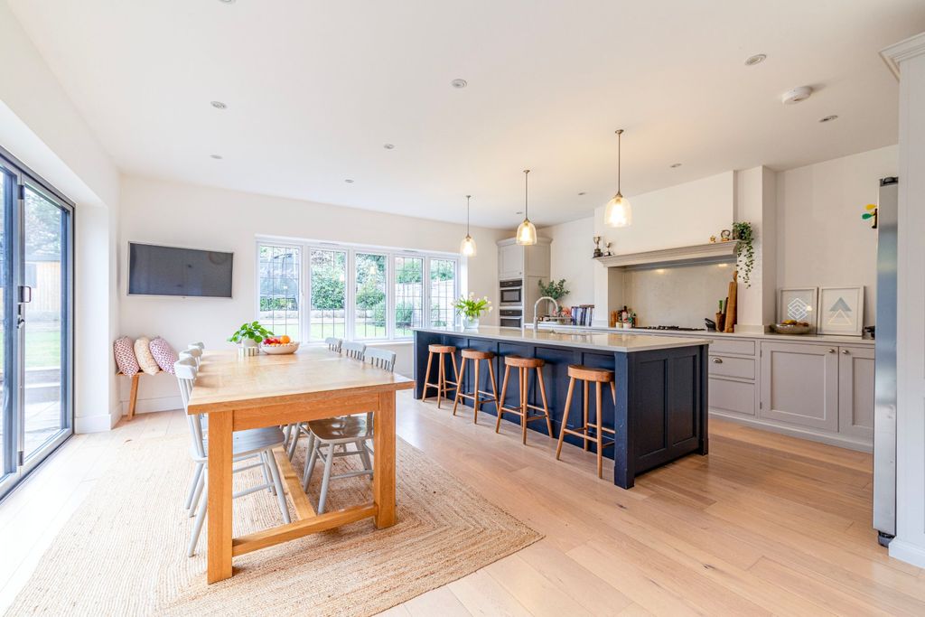 Property photo 3 of 24 Picture No. 24