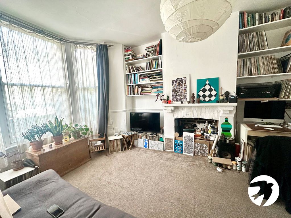 Property photo 2 of 18 Picture 2