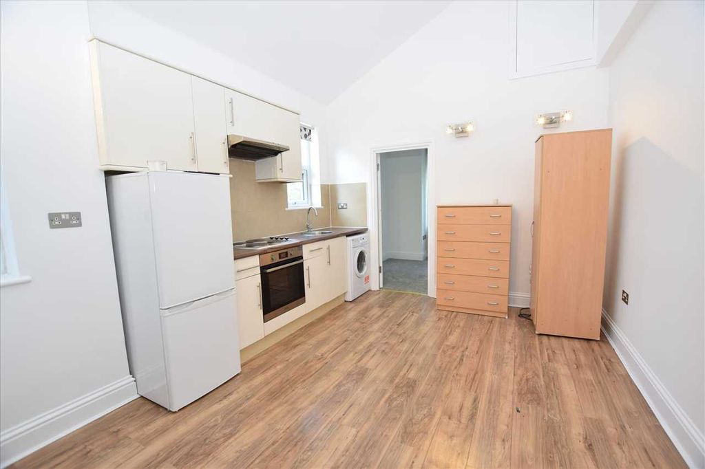 Property photo 1 of 5 Main Picture