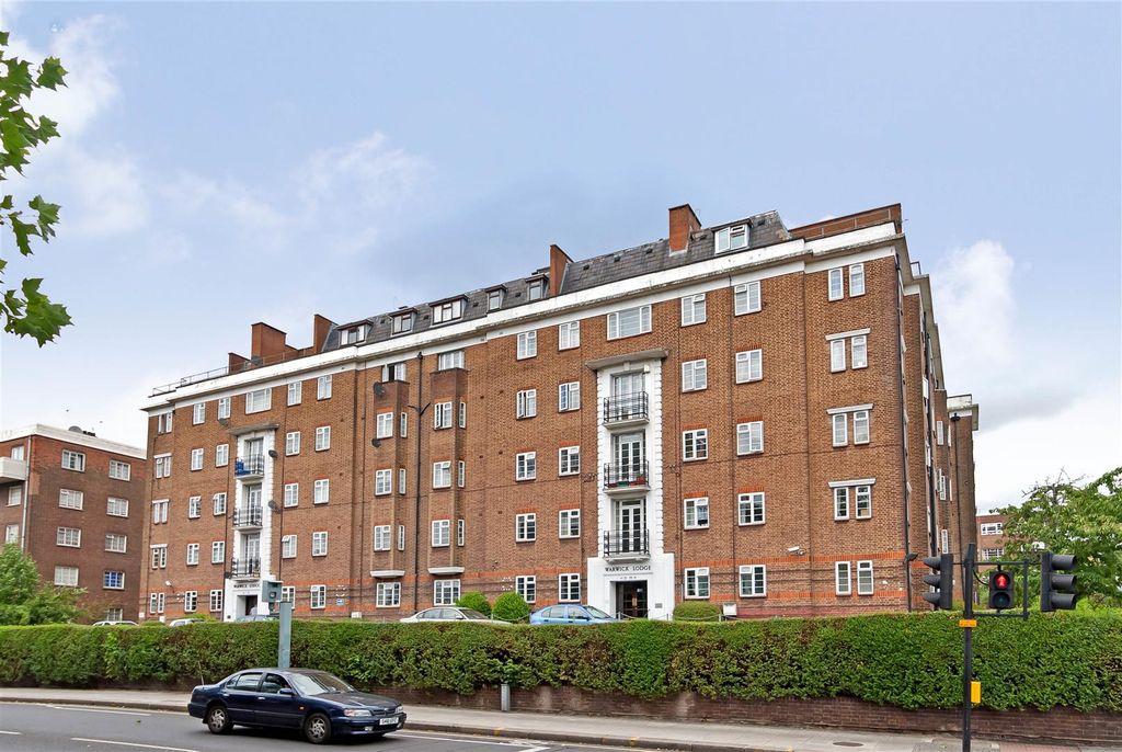 Property photo 2 of 9 Warwick Lodge 26 Ext Hi(2).Jpg