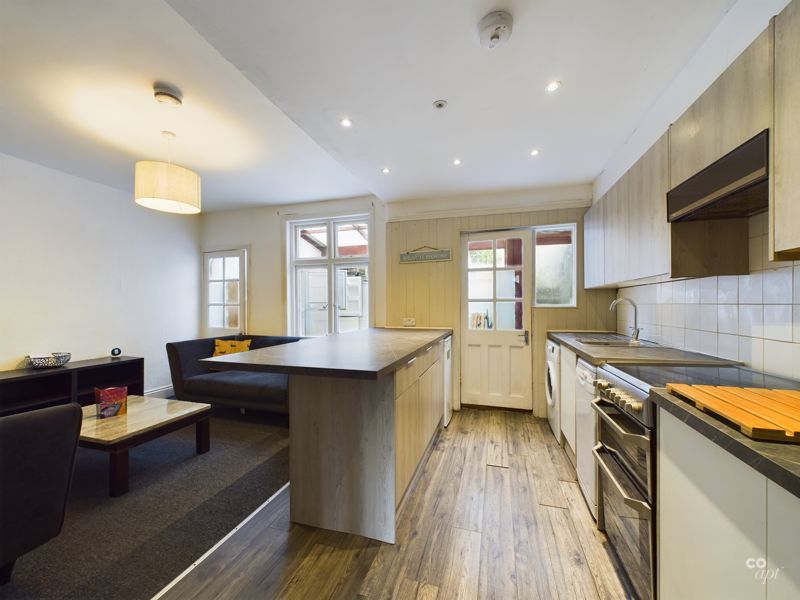 Property photo 3 of 14 Photo 22