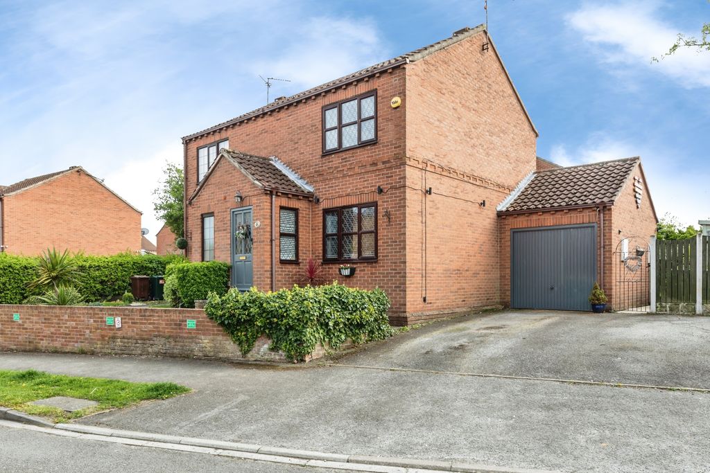 Property photo 1 of 15