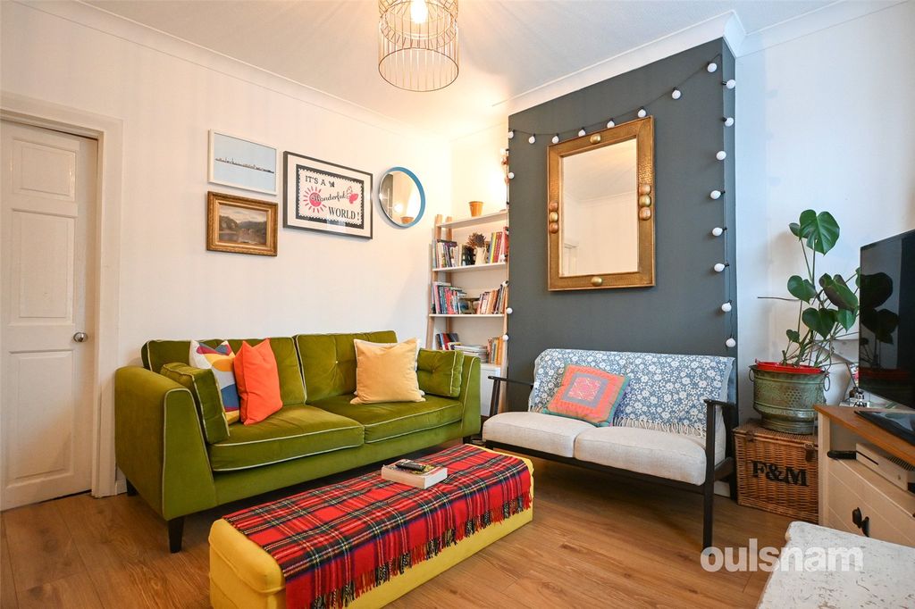 Property photo 3 of 25 Picture No. 20