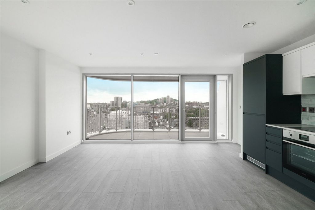 Property photo 3 of 10 Picture No. 03