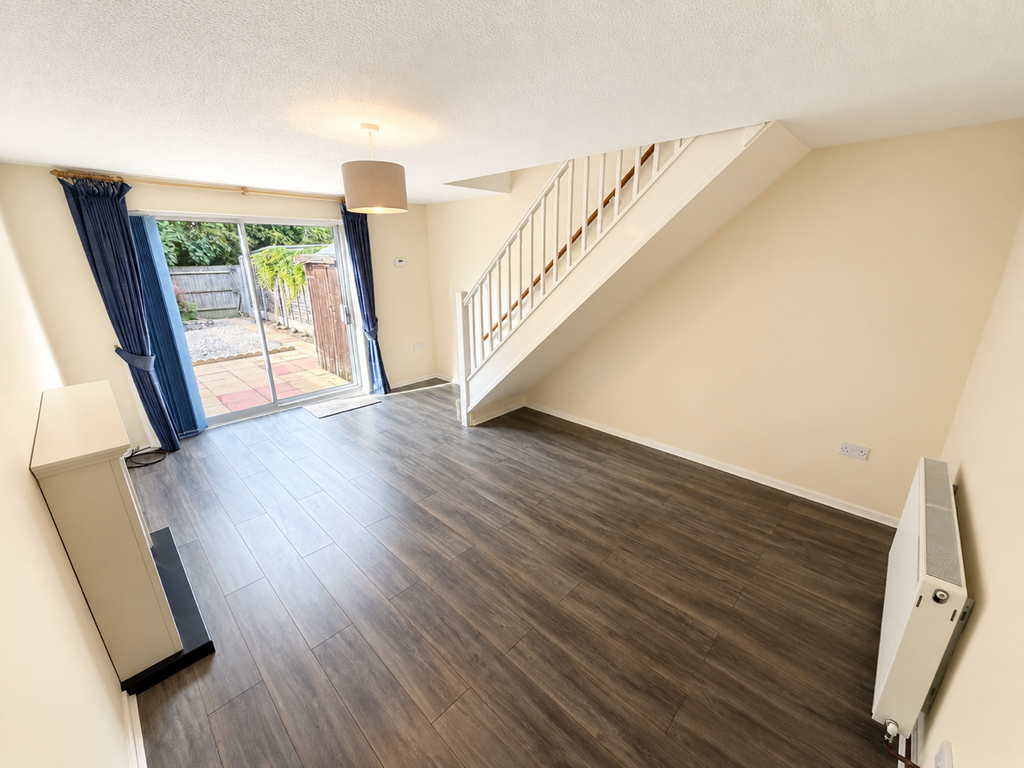 Property photo 2 of 11 885Dd64C-398F-4209-Ac60-Acb57Bfc28D6
