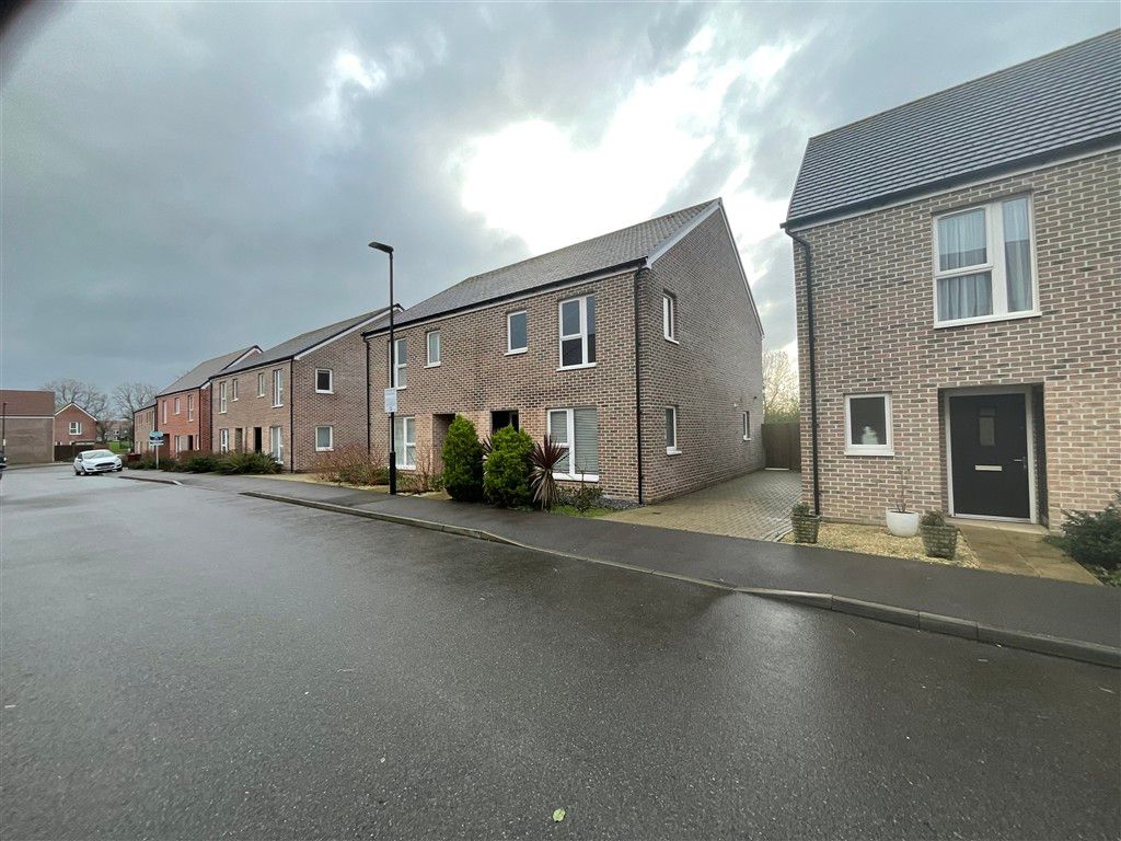 Property photo 1 of 1 Front Elevation