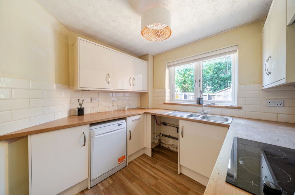 Property photo 3 of 10 1520934-5-1A09F6743ba98