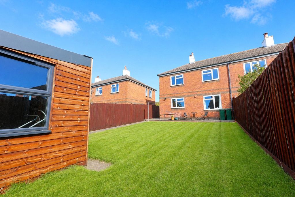 Property photo 1 of 23 Picture No. 29