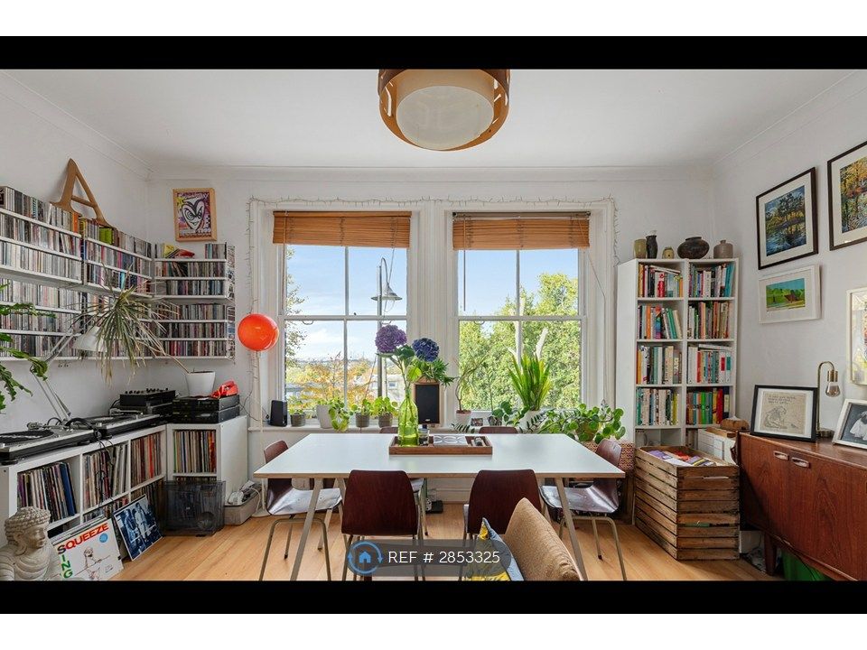 Property photo 1 of 3