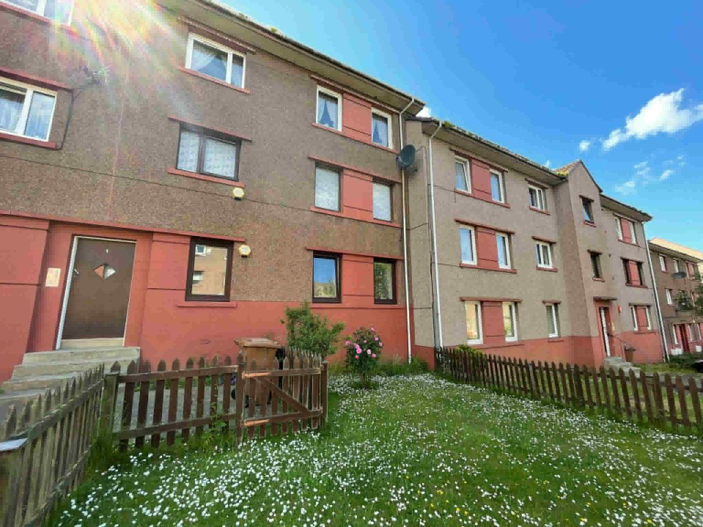 Property photo 1 of 11