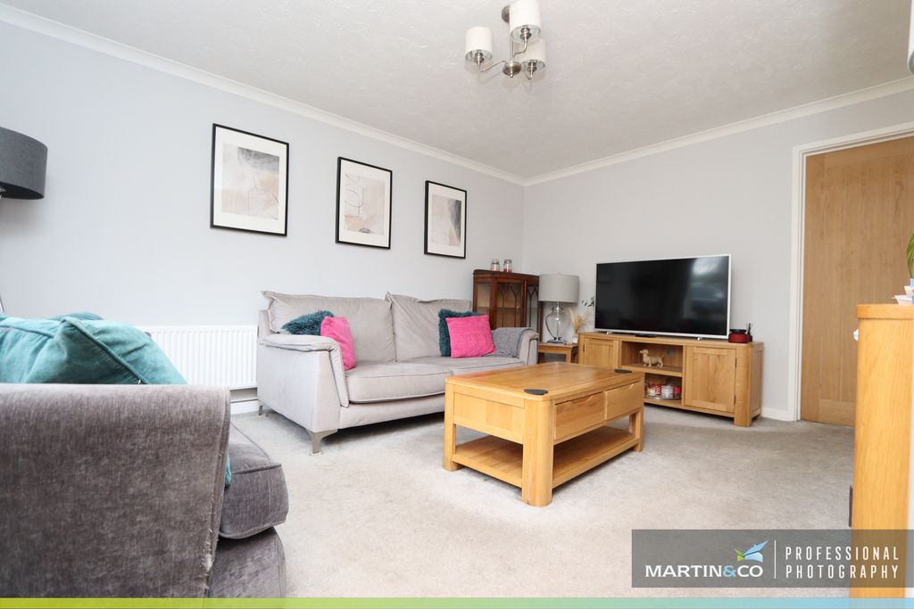 Property photo 2 of 15