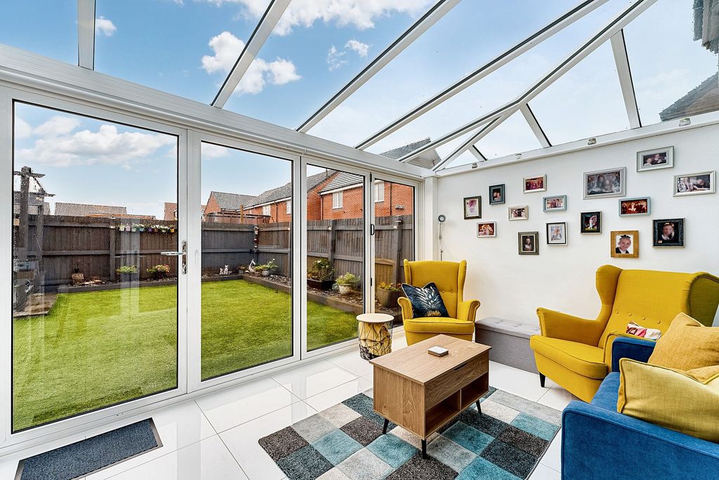 Property photo 3 of 26