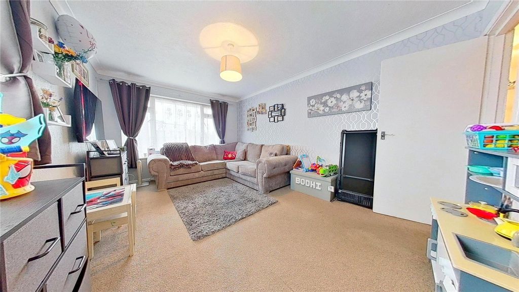 Property photo 2 of 10 Picture No. 14