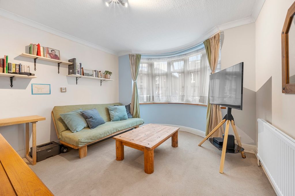 Property photo 3 of 16