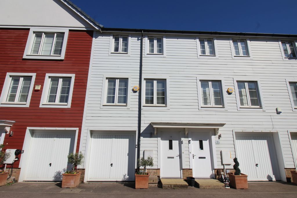 Property photo 1 of 17 Photo 1