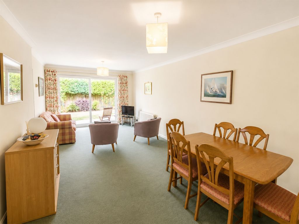 Property photo 2 of 10 MC Dining