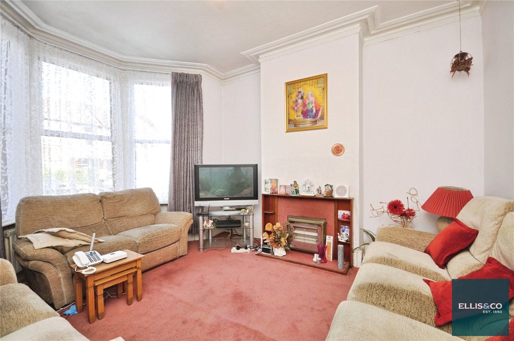Property photo 3 of 10 Picture No. 04
