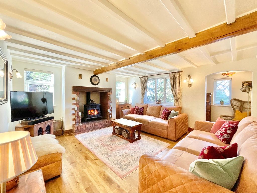 Property photo 2 of 38