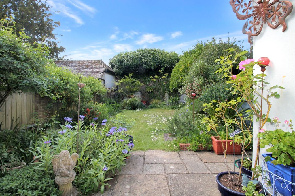 Property photo 2 of 16