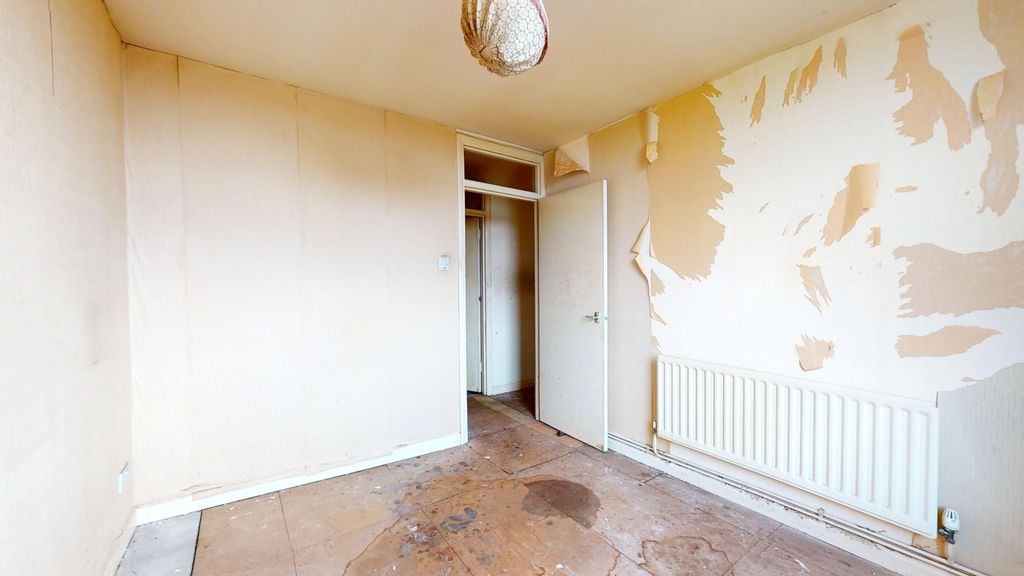 Property photo 3 of 10 Flat D, 11 Aubert Park, Highbury, London, N5 1Tl