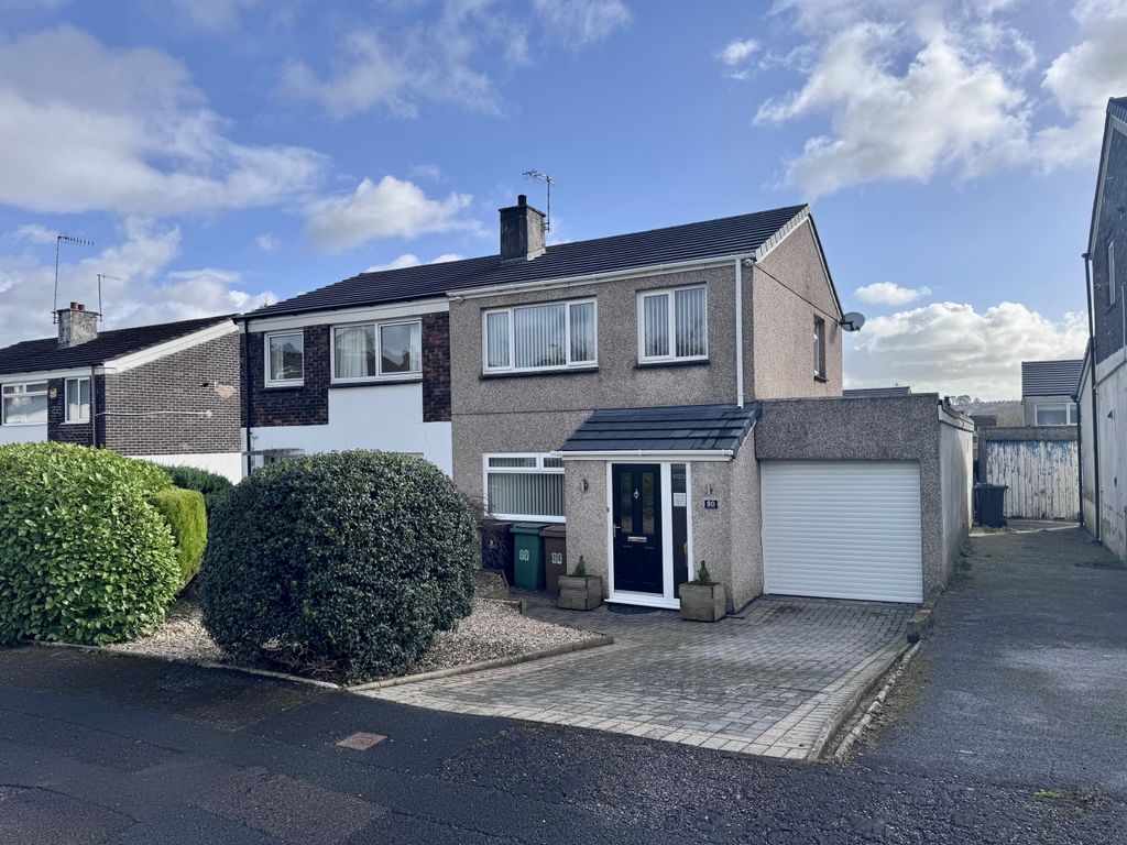 Property photo 1 of 21 Front Elevation