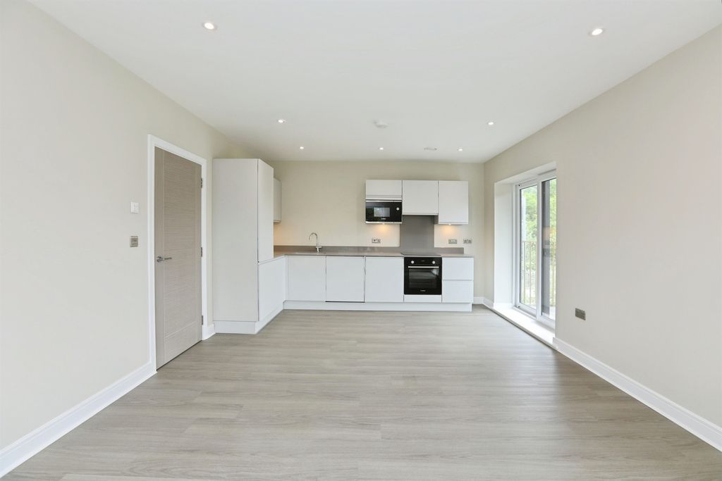 Additional image 8 of 1 bed flat for saleGoods Yard, Edenbridge TN8