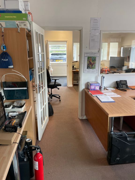 Property photo 3 of 4