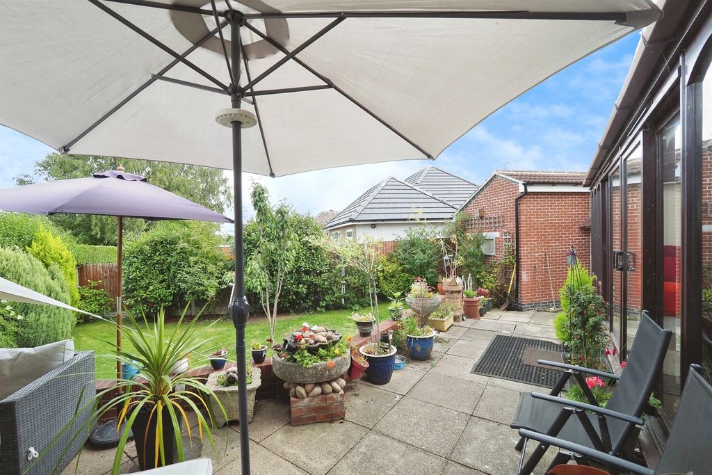 Property photo 3 of 23