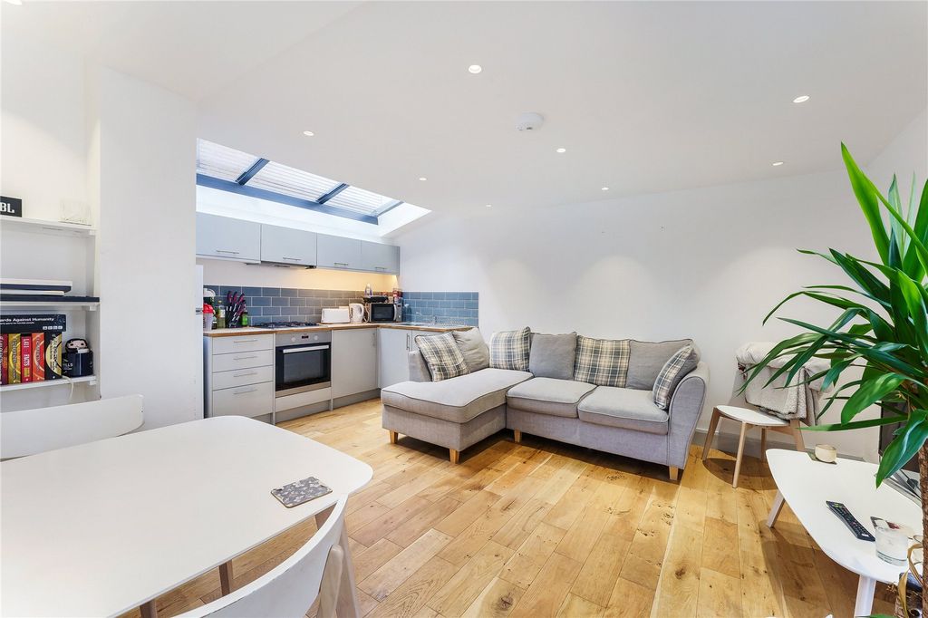 Property photo 1 of 14 Picture No. 07