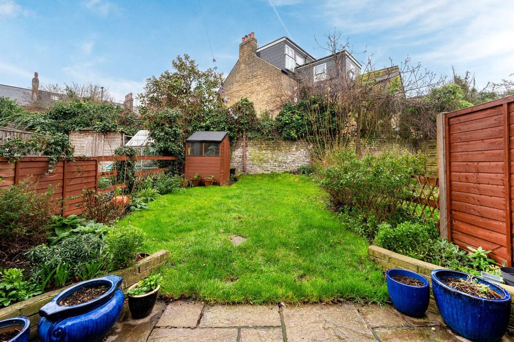 Property photo 3 of 22