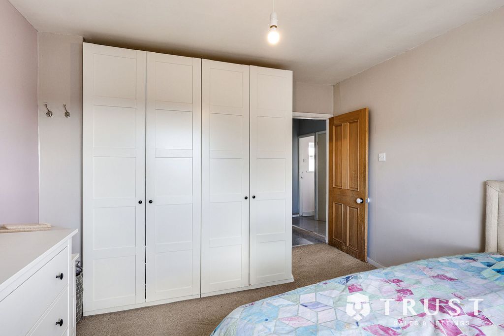 Additional image 19 of 2 bed semi-detached house for saleBevor Crescent, Heckmondwike WF16
