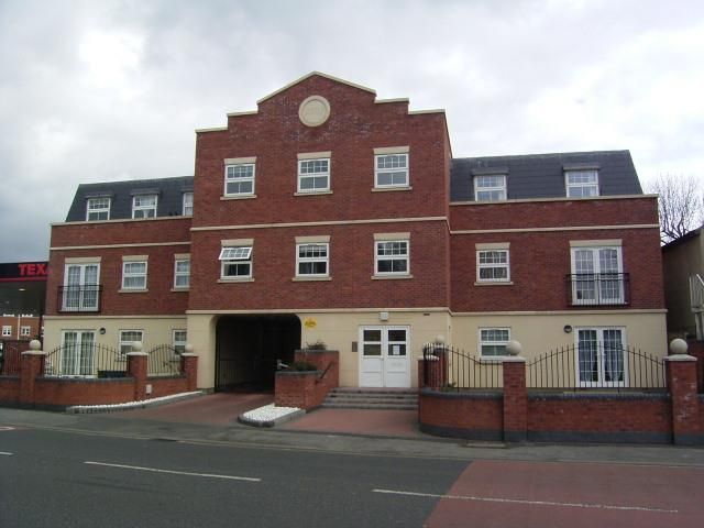 Property photo 1 of 8