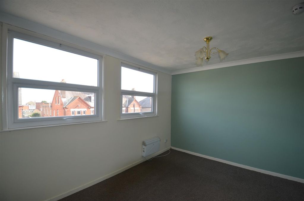 Property photo 3 of 25 9Fc63D7A-3Fea-46F9-84E0-352Fc6130Ff1.Jpeg