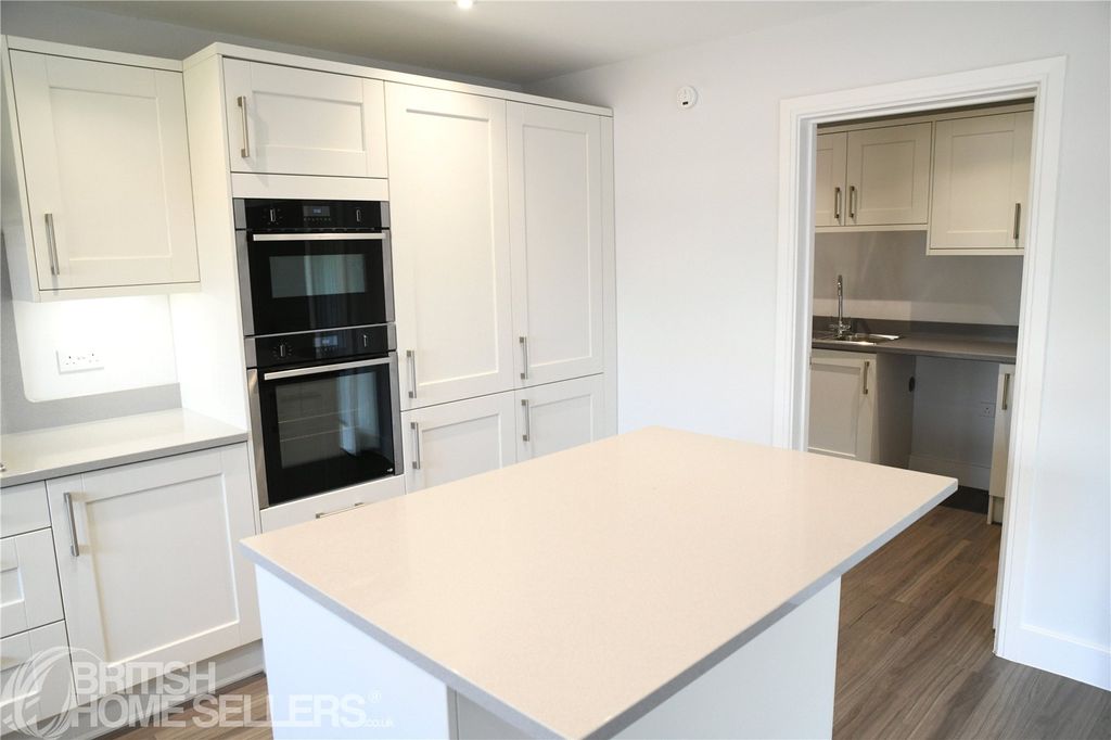 Property photo 3 of 32 Picture No. 26