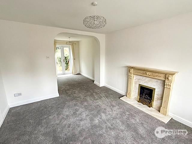 Property photo 2 of 12 Lounge.Jpg