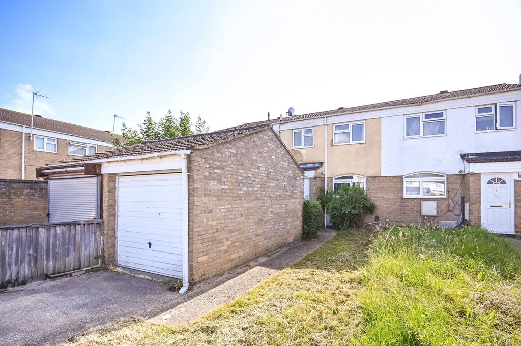 Property photo 1 of 9