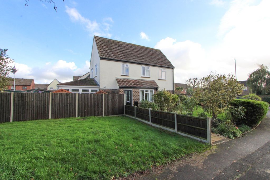 Property photo 2 of 22